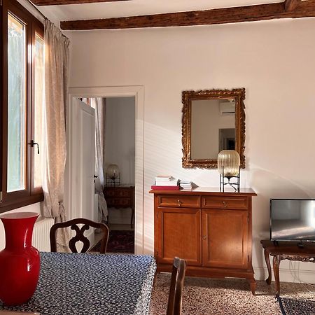Ca Giovanni - Charmant And Exclusive Apartment Венеция Экстерьер фото