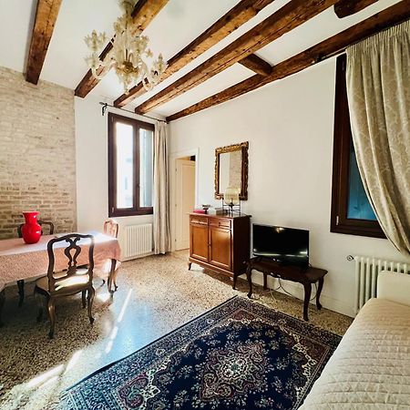 Ca Giovanni - Charmant And Exclusive Apartment Венеция Экстерьер фото