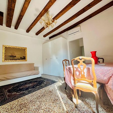 Ca Giovanni - Charmant And Exclusive Apartment Венеция Экстерьер фото
