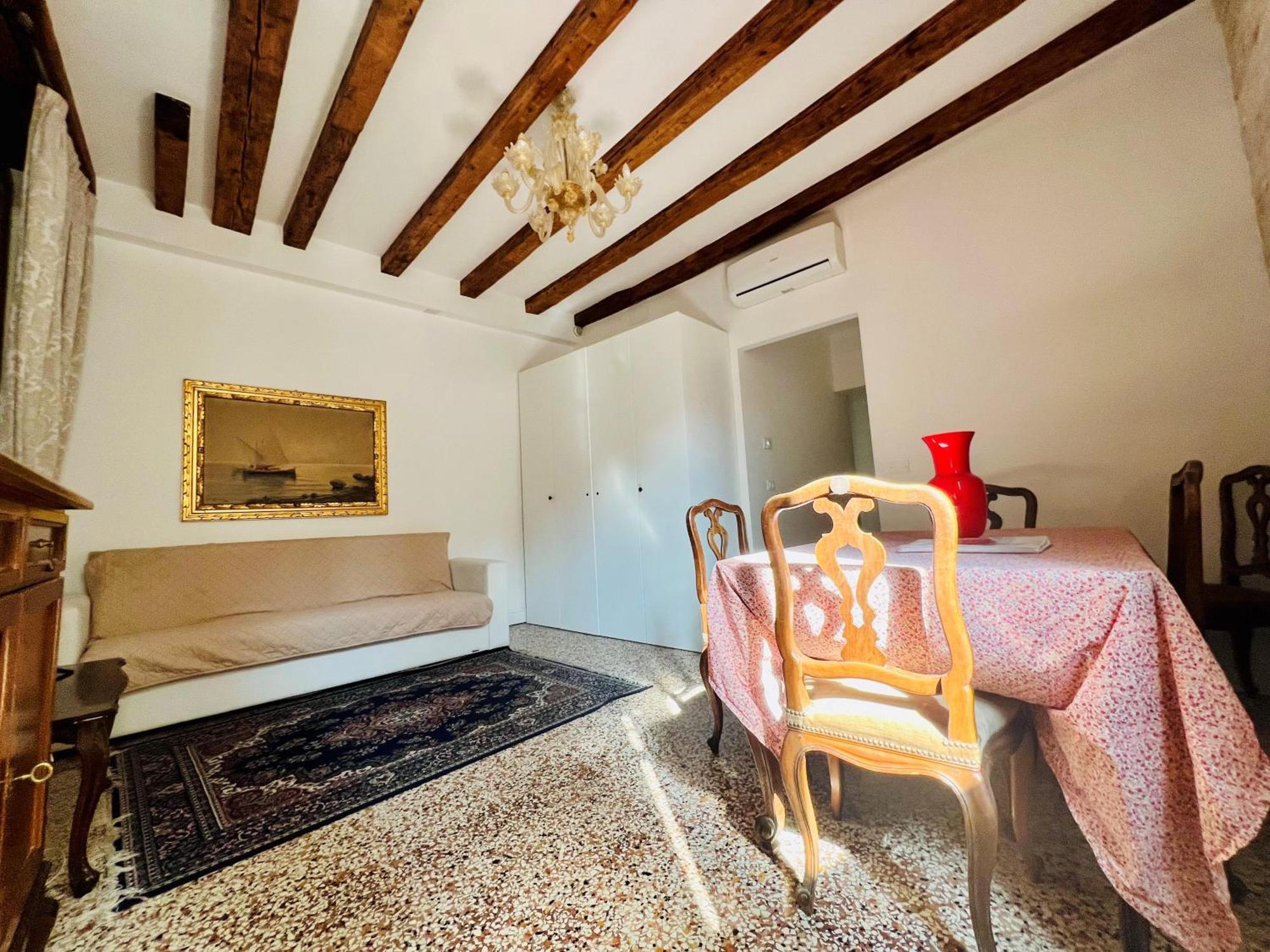 Ca Giovanni - Charmant And Exclusive Apartment Венеция Экстерьер фото